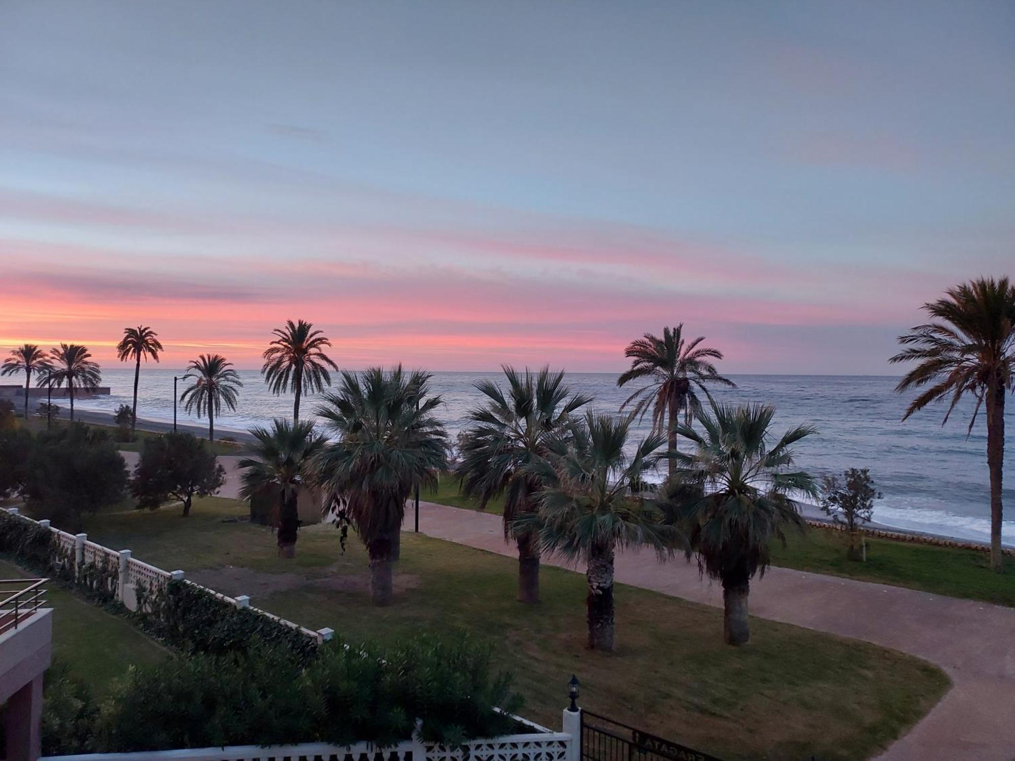 דירות Fantasea House Salobreña מראה חיצוני תמונה